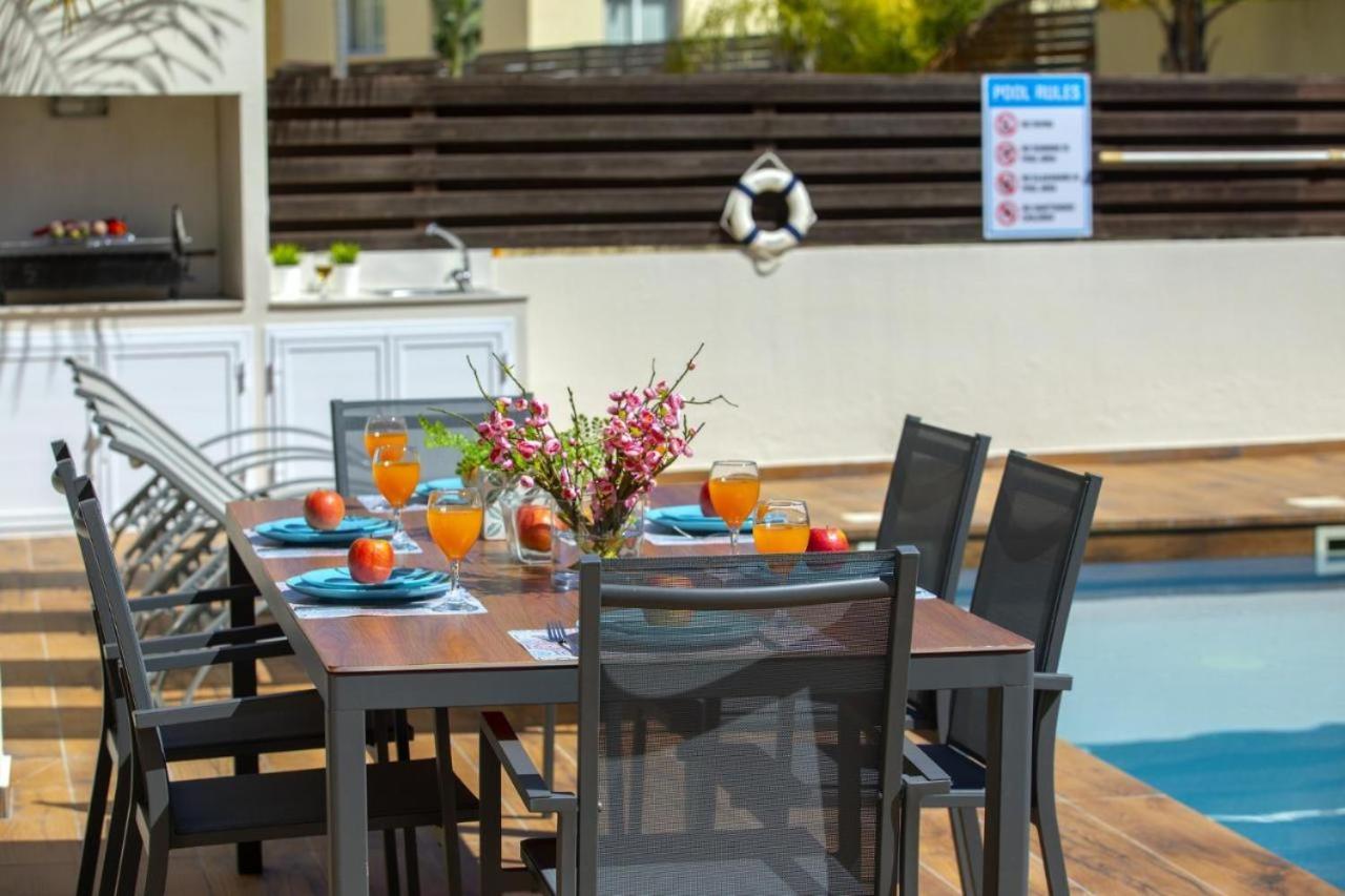 Tsokkos Family Villa - Pool Garden 2' Walk To Beach Protaras Bagian luar foto