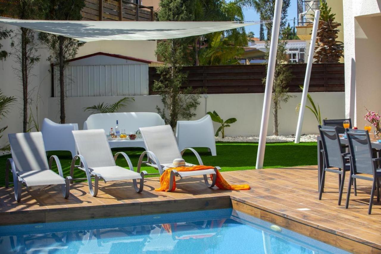 Tsokkos Family Villa - Pool Garden 2' Walk To Beach Protaras Bagian luar foto