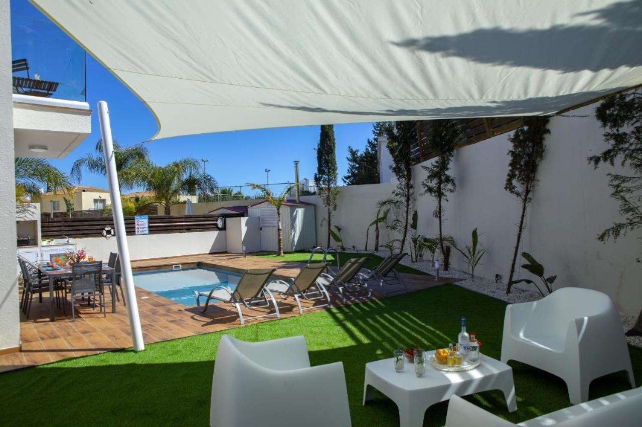 Tsokkos Family Villa - Pool Garden 2' Walk To Beach Protaras Bagian luar foto